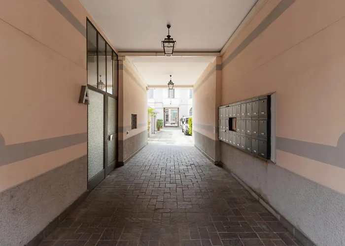 Апартаменты Newly Renovated Two-room